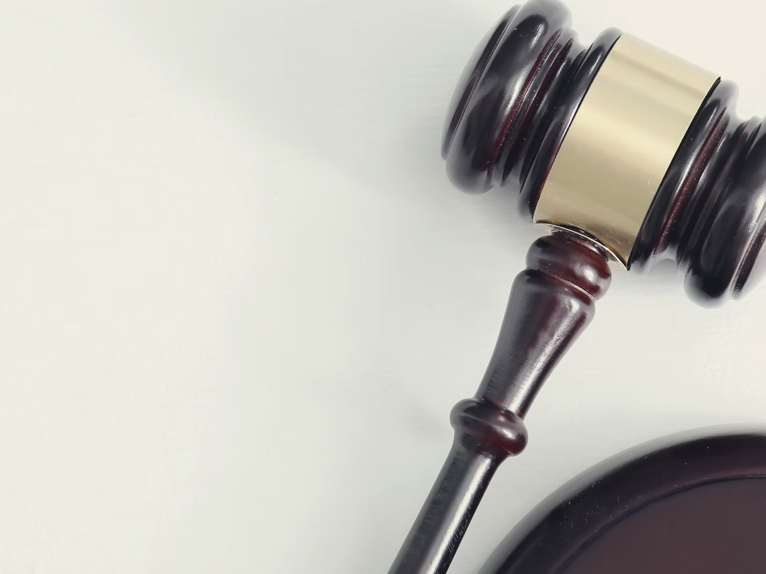 ¿Qué sucede con la responsabilidad civil derivada de delito si el delito está prescrito?